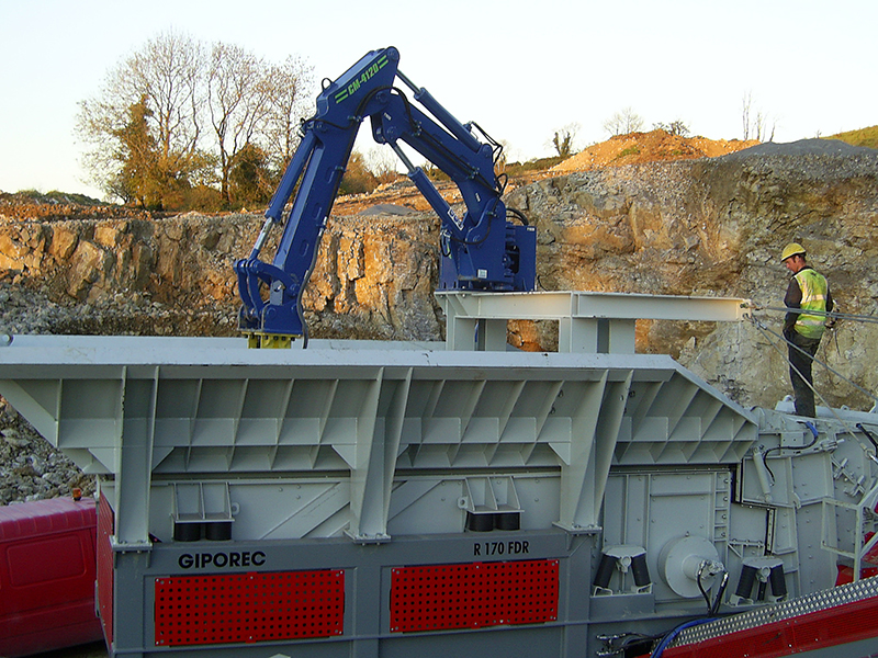 mid range boom system McQuaid Engineering