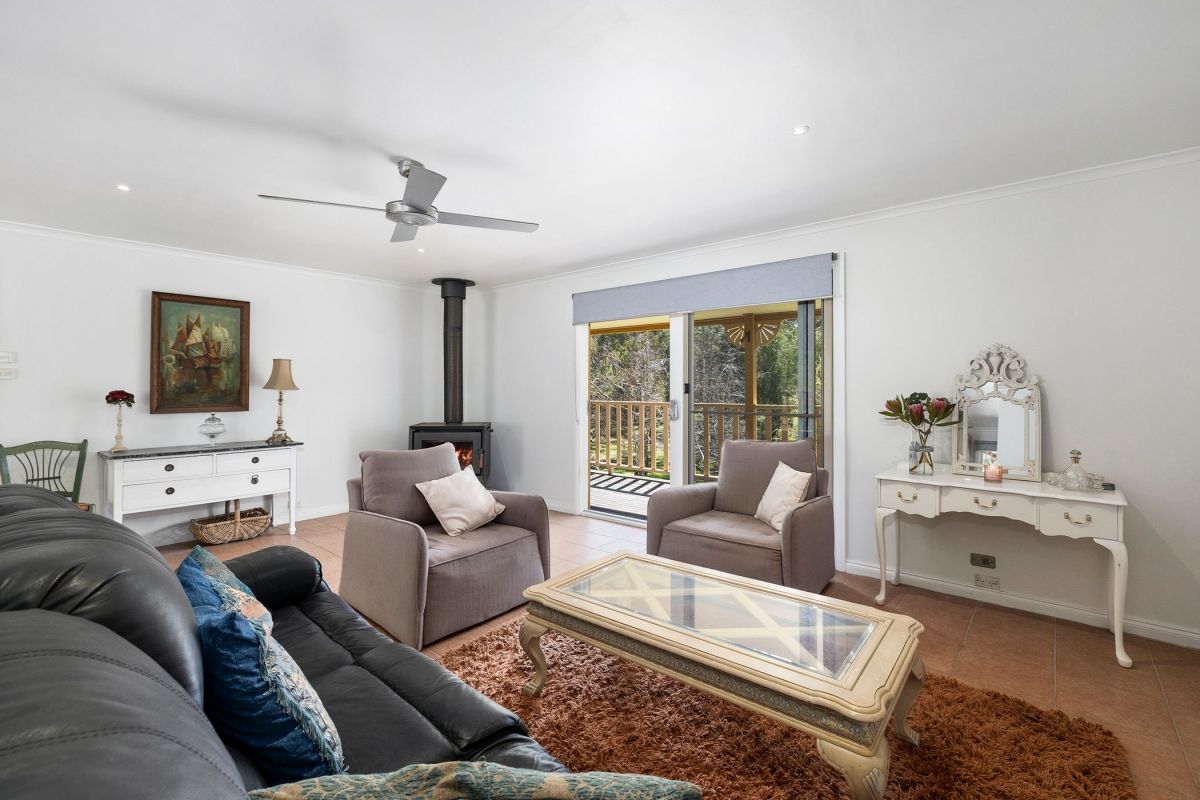 516 Porcupine Ridge Road McQueen Real Estate