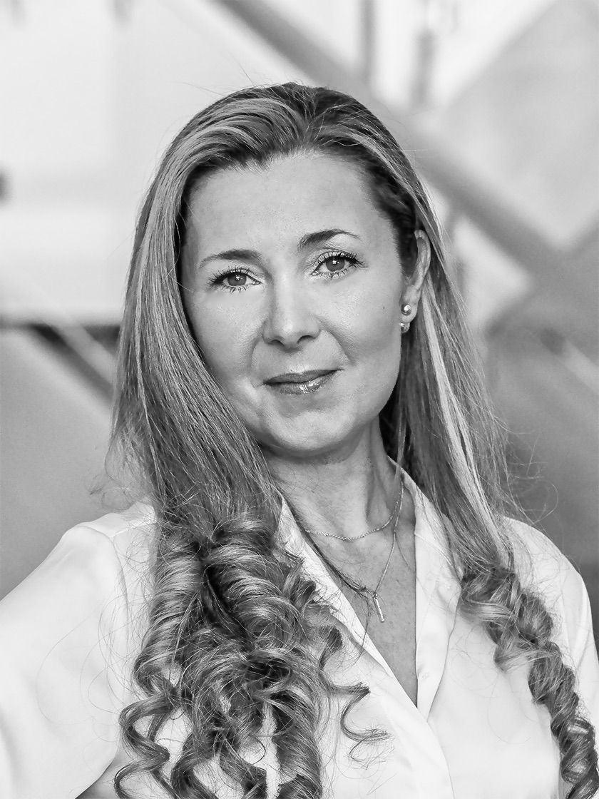 Julia Apblett, REALTOR®, Apblett Group Sotheby's International Realty