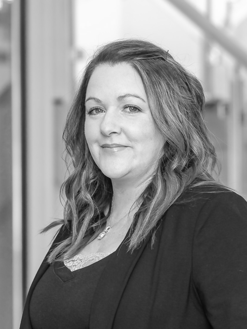 Nicole Walton, REALTOR®, Apblett Group Sotheby's International Realty