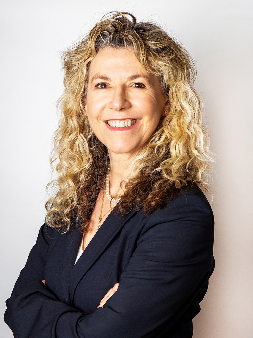 Sandy Berry, Real Estate Agent Sotheby's International Realty Canada