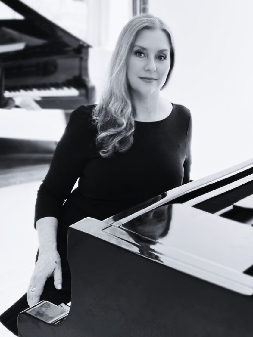 Kymberley McKee, Real Estate Agent Sotheby's International Realty Canada