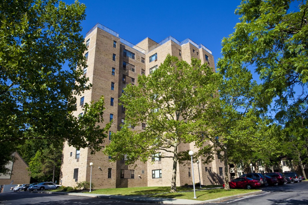 Lake Street Apartments Marathon Development Group