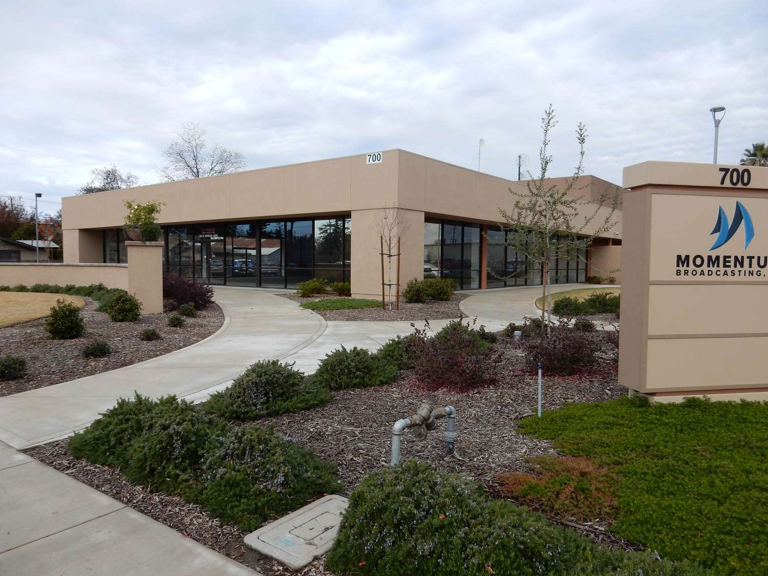 700 E Mineral King Ave Visalia, CA Matt Graham Real Estate