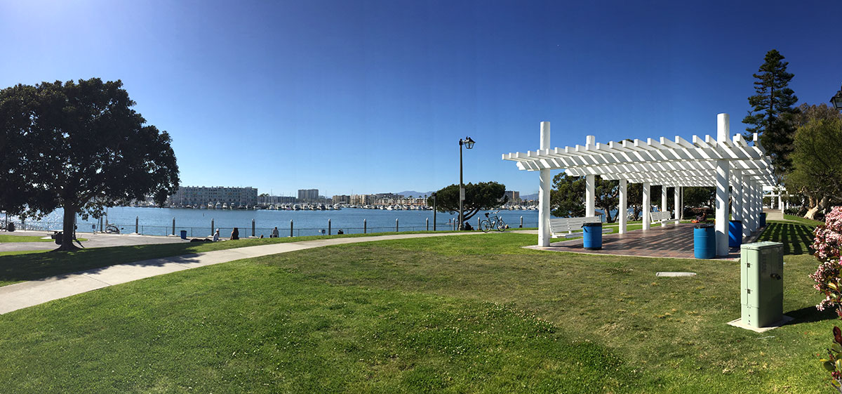 burton_chace_park Marina del Rey Holiday Boat Parade