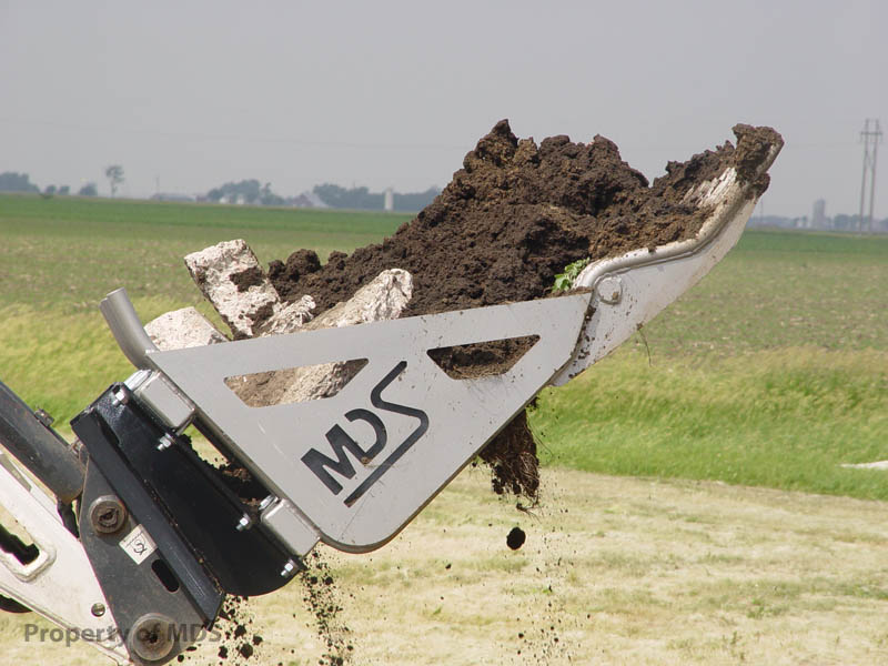 Rock Buckets John Deere, Case, Kubota, Skid Steer MDS Manufacturing