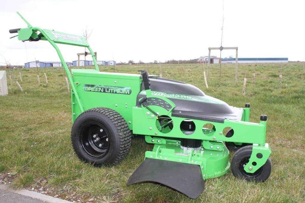 WBX33HD WALK BEHIND 33″ DECK Mean Green Mowers