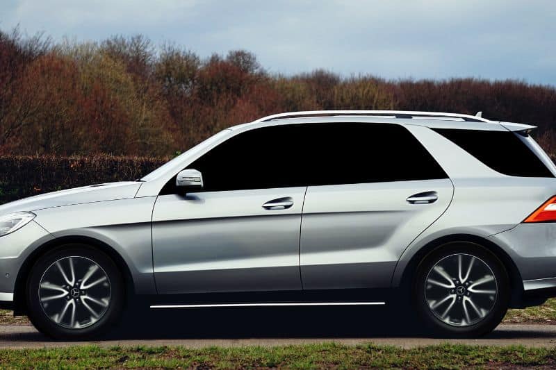 How Long is 50 Meters? 14 Common Comparisons (+Pics) Measuringly