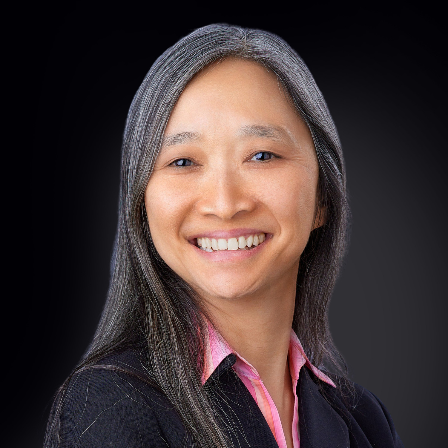 Episode 505 Que Nguyen, Analysis Associates Strolling the Tightrope