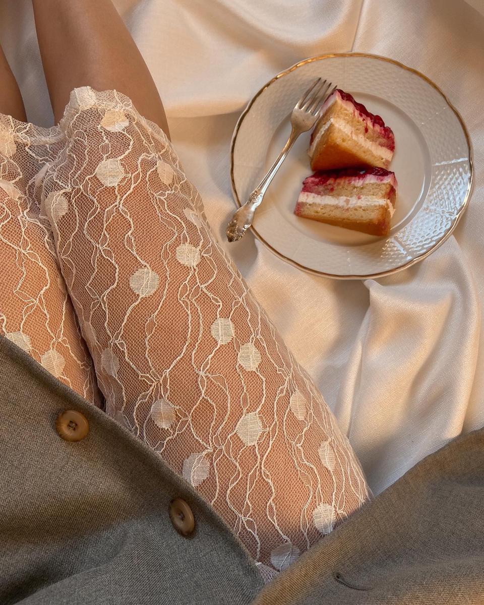 Juicy kitchen secrets How to clean highgloss furniture like a pro Meblex.pl