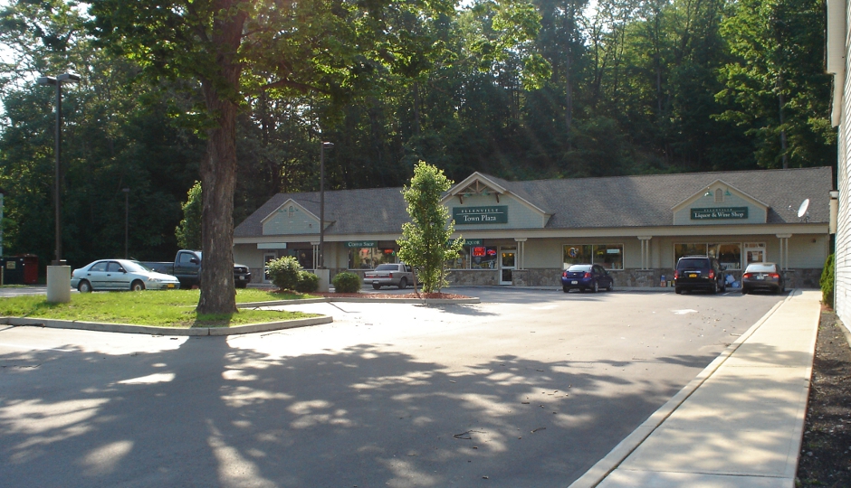 Ellenville Town Plaza