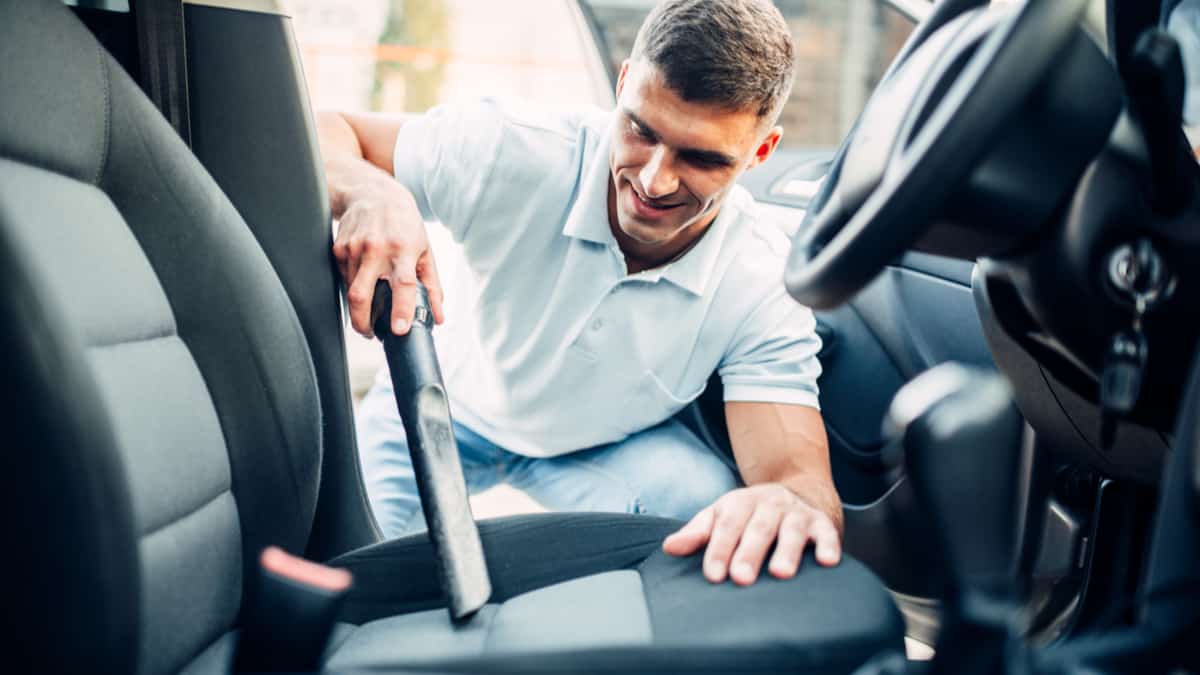 10 Best Car Vacuums (2023 Guide) Mechanic Base