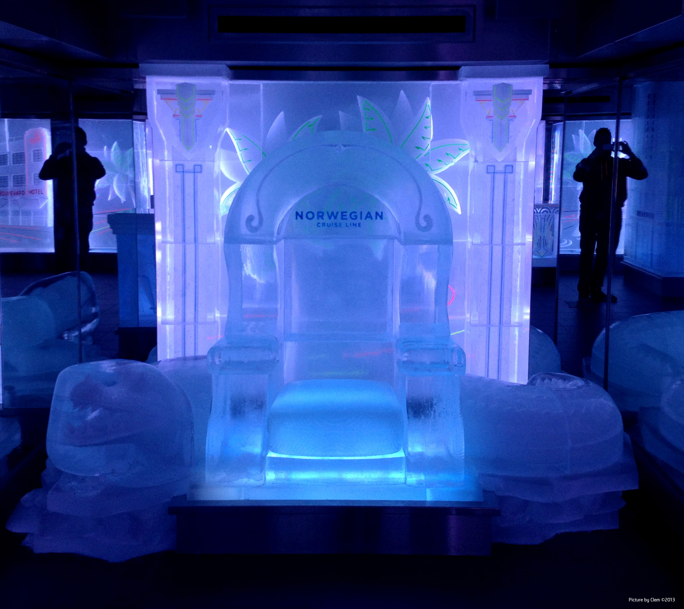 Manufactured Ice Sculptures Using RhinoCAM