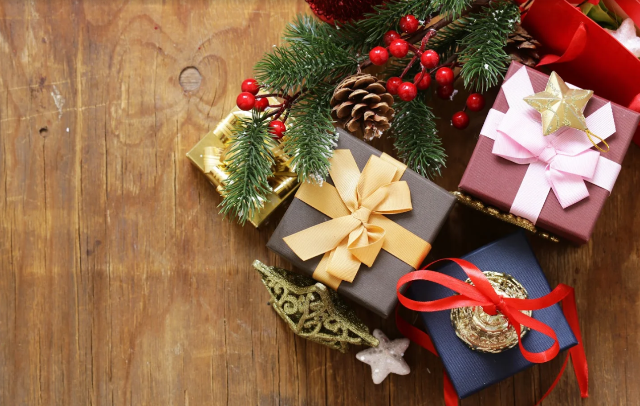 Unique Toronto Gift Ideas That Support Local Businesses Medallion Corporation