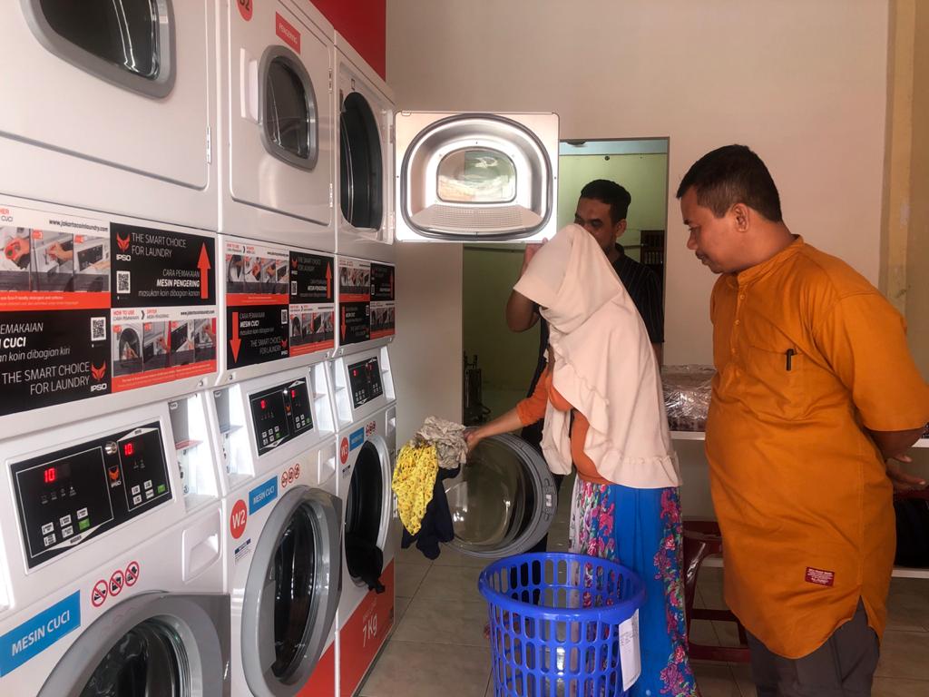 LAUNDRY COIN MODERN KINI HADIR DI ACEH BESAR, CUCI EXPRESS SIAP 1 JAM