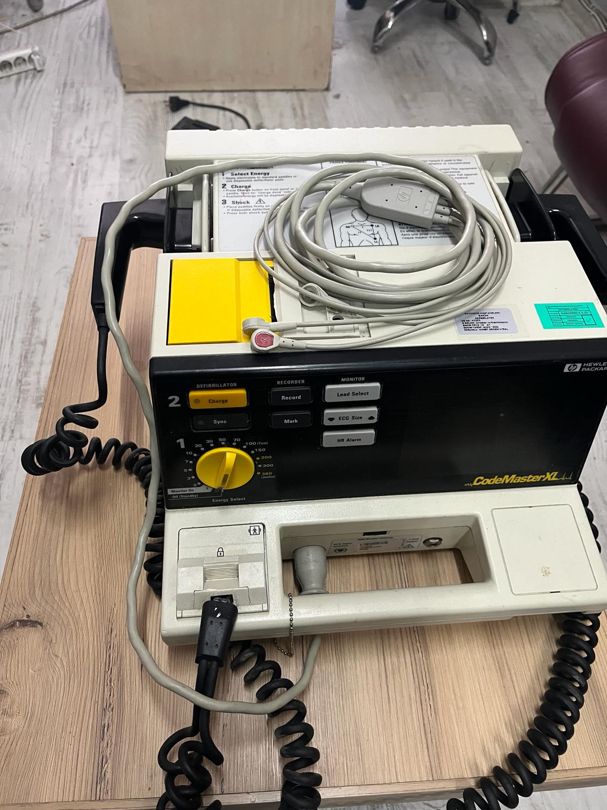 Secondhand HP CodeMaster XL Monitor Defibrillator Medbidding