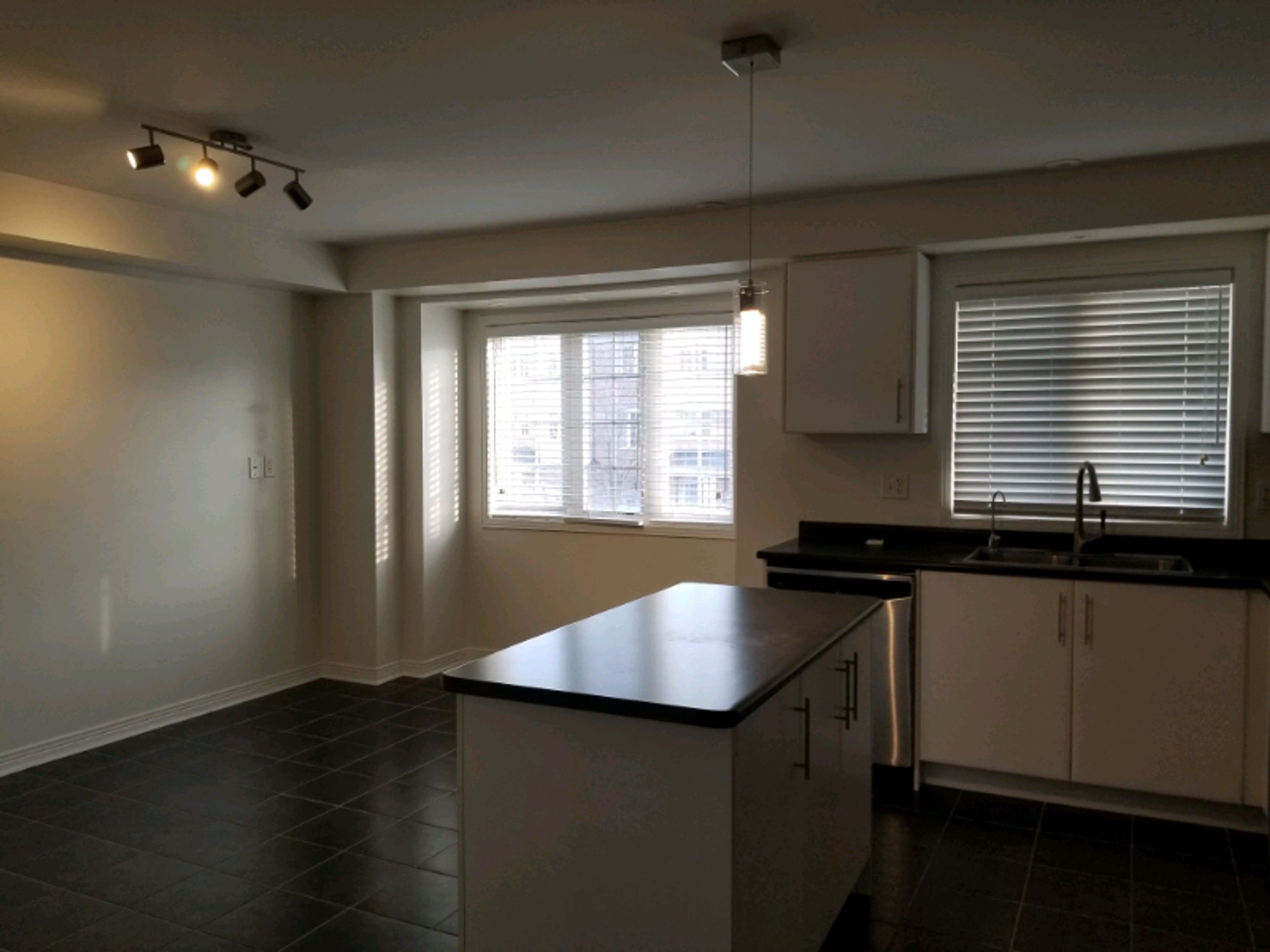 3 Bedroom, 3 Bathroom Townhouse (Warden/St. Clair) Medallion Capital