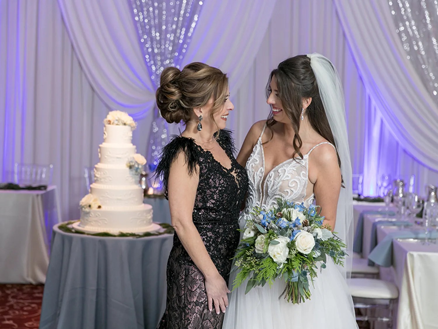 This hair length is absolutely fantastic with hair accessories. 51 Mother Of The Bride Hairstyles We Love For Moms In 2020
