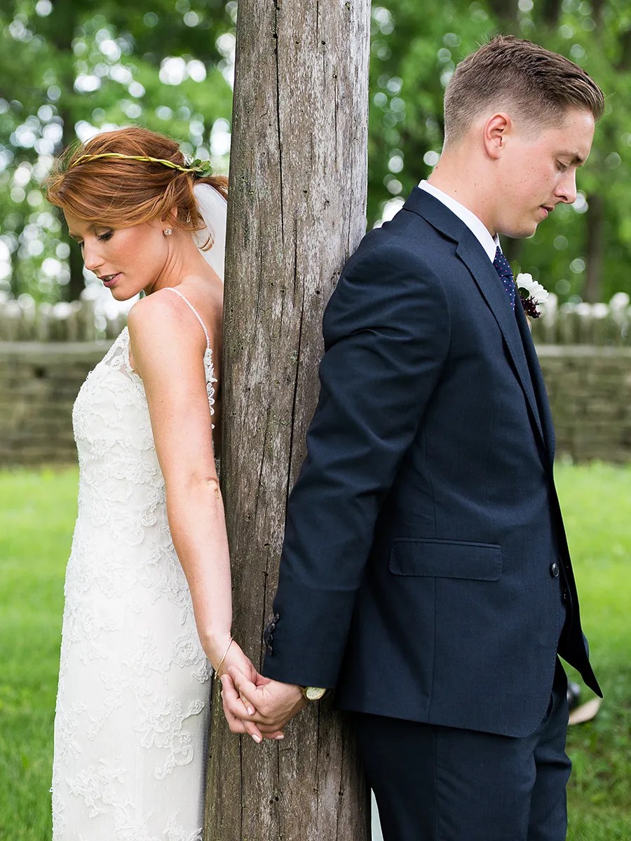 Couple Poses 101 Couple Pictures Poses for Your Wedding