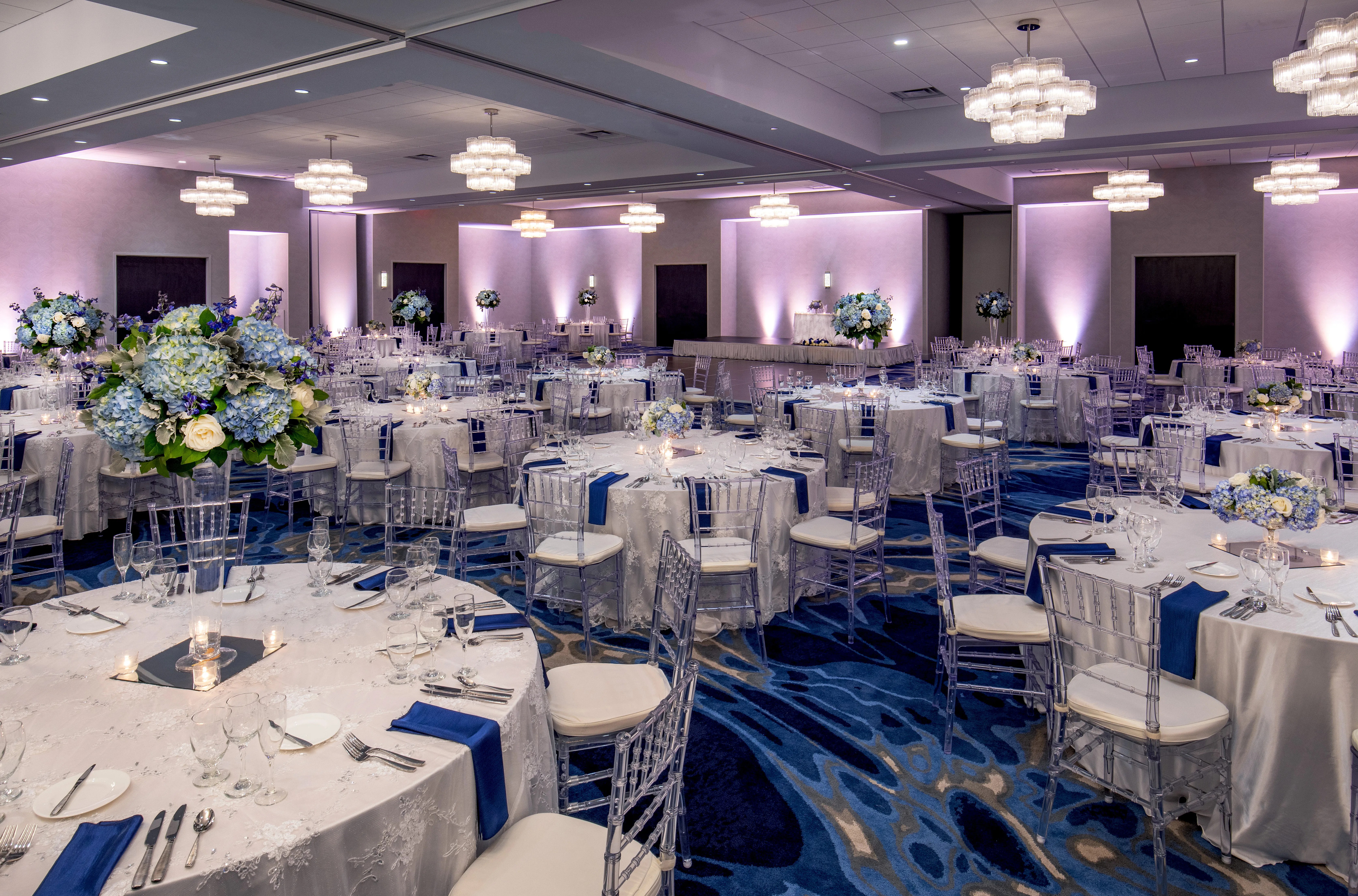 Crowne Plaza Boston Woburn Reception Venues The Knot