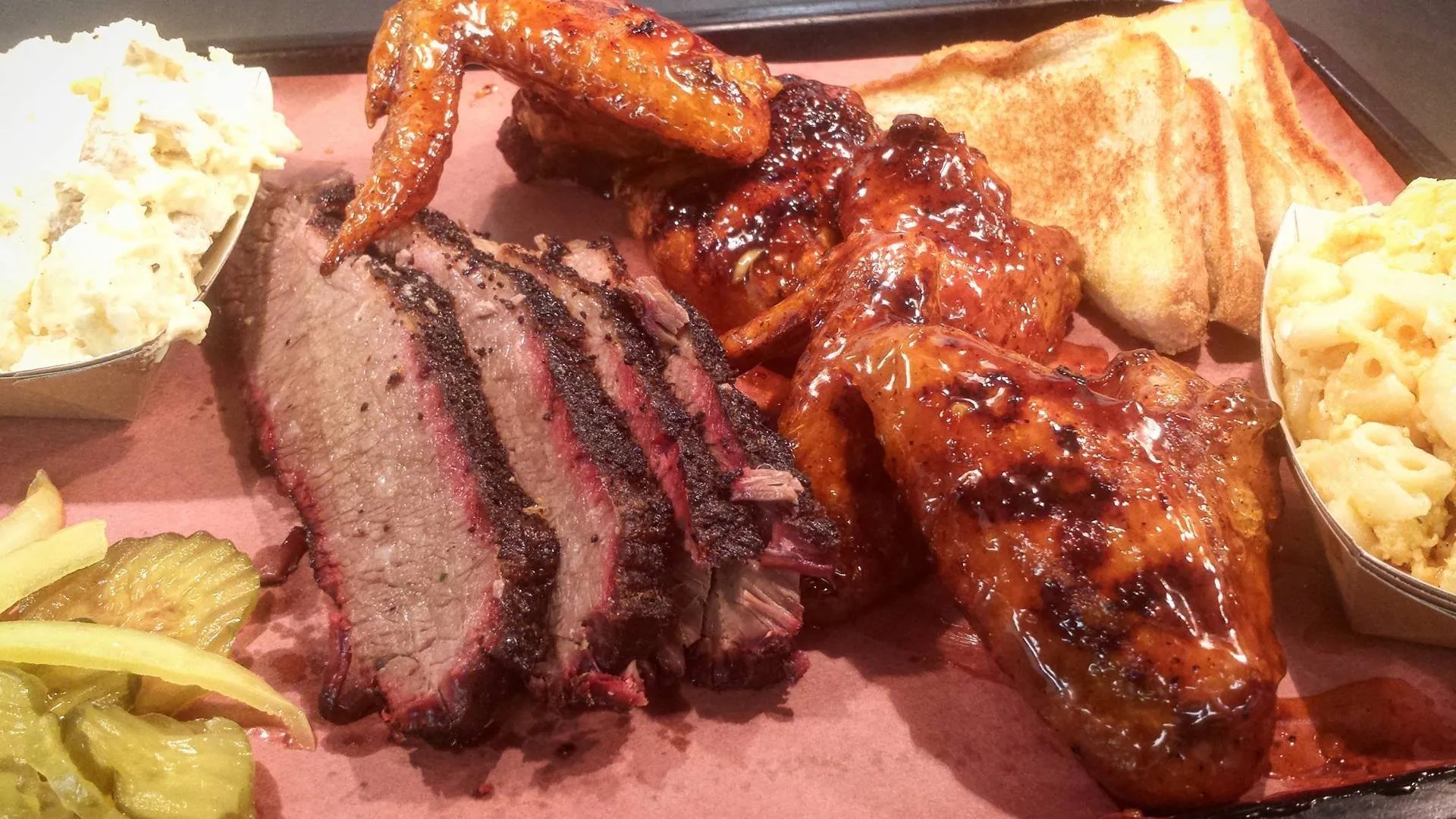 THE SMOKE PIT Caterers The Knot