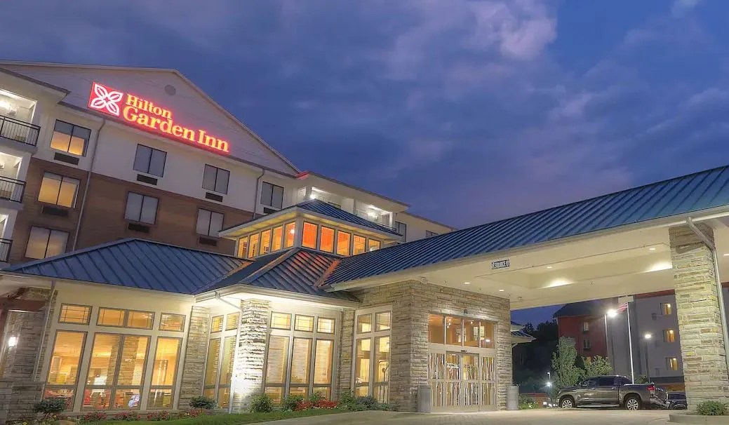 Hilton Garden Inn Pigeon Reception Venues The Knot