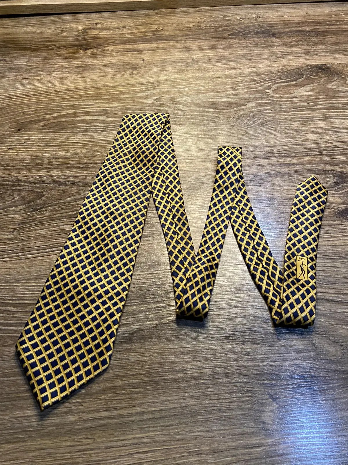 Italian Designers RARE Yves Saint Lauren Silk 90s Y2K Vintage Tie