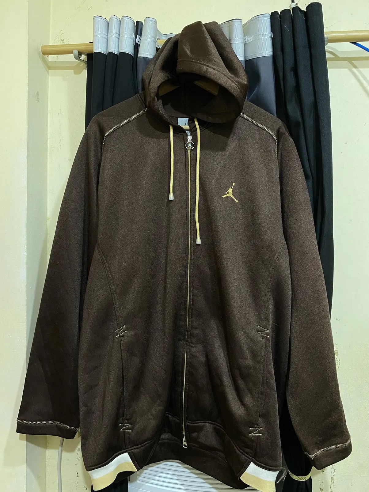 Jordan Brand Vintage AIR JORDAN Jumpman Wings Logo Embroidered Brown Grailed