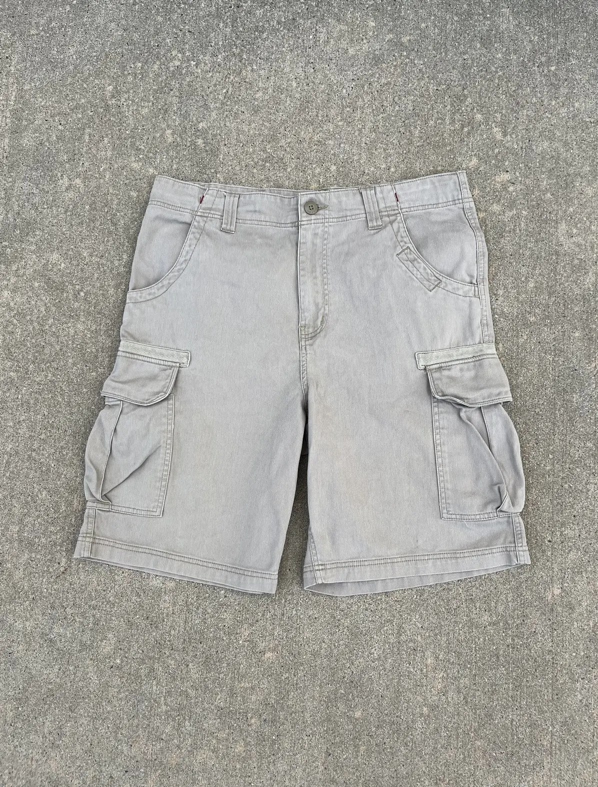Vintage VINTAGE Y2K BUGLE BOY CARGO SHORTS Grailed