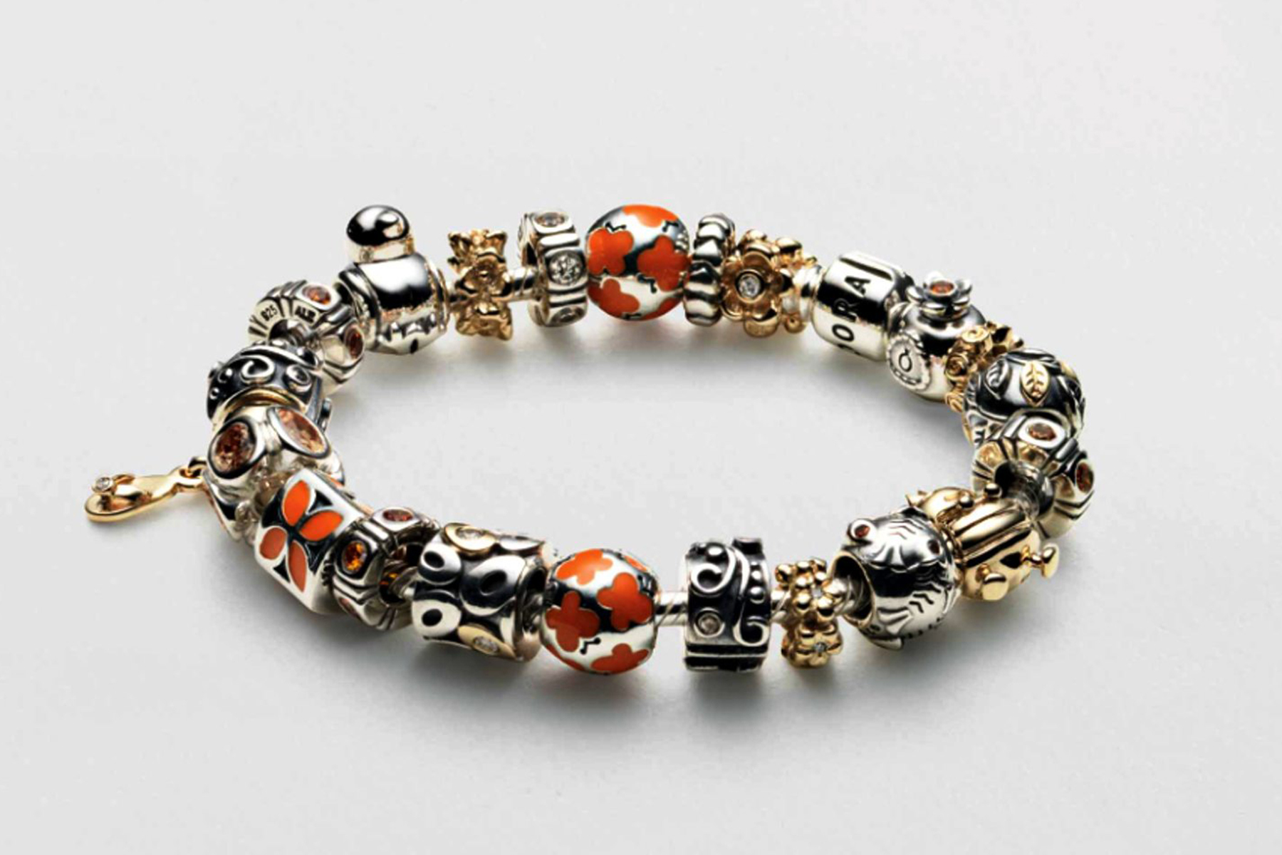 Fun Fashion The Best Charm Bracelets A Listly List