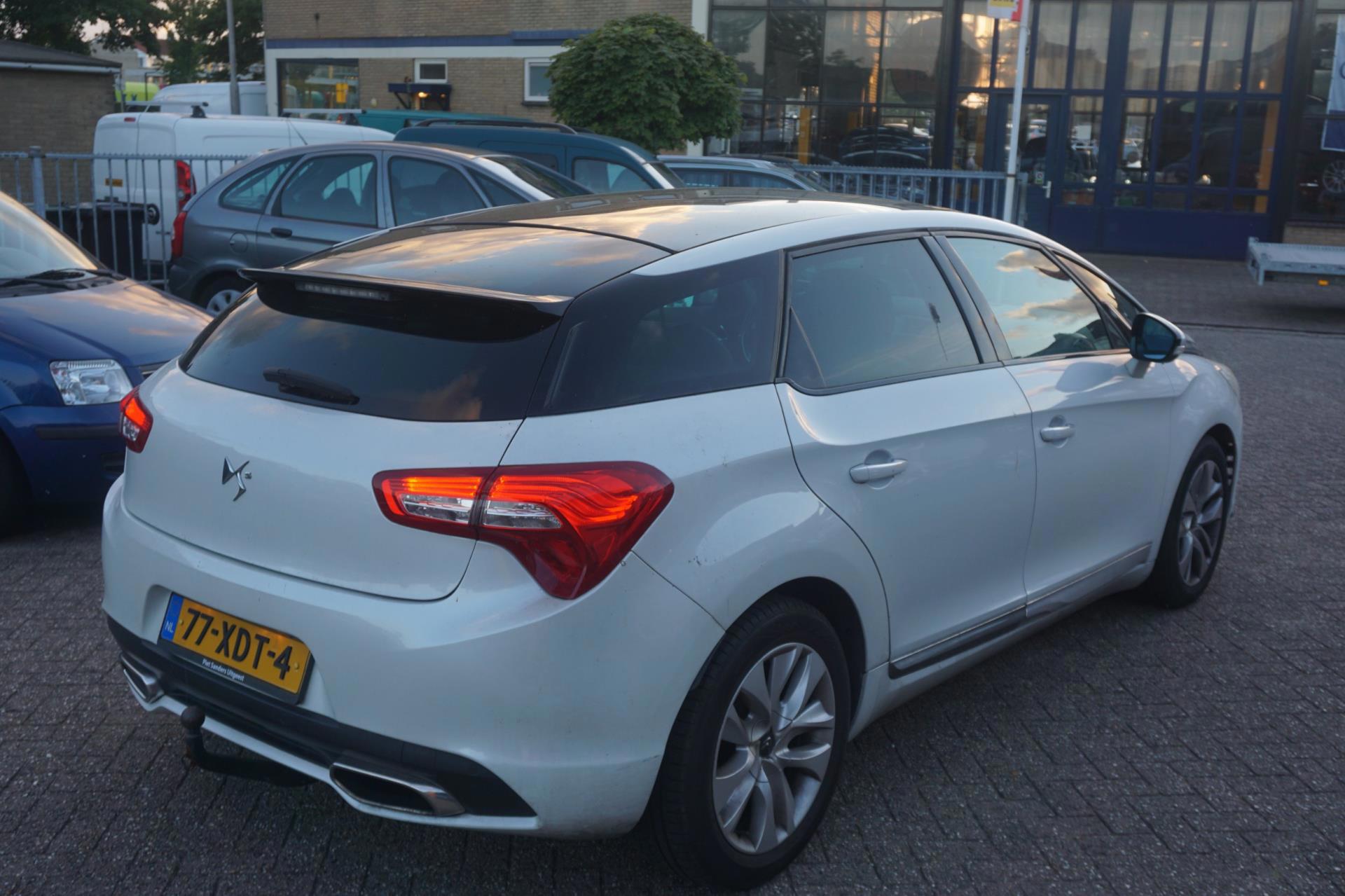 Citroen DS5 1.6 THP So Chic I Automaat I Xenon I Trekhaak I Massage I