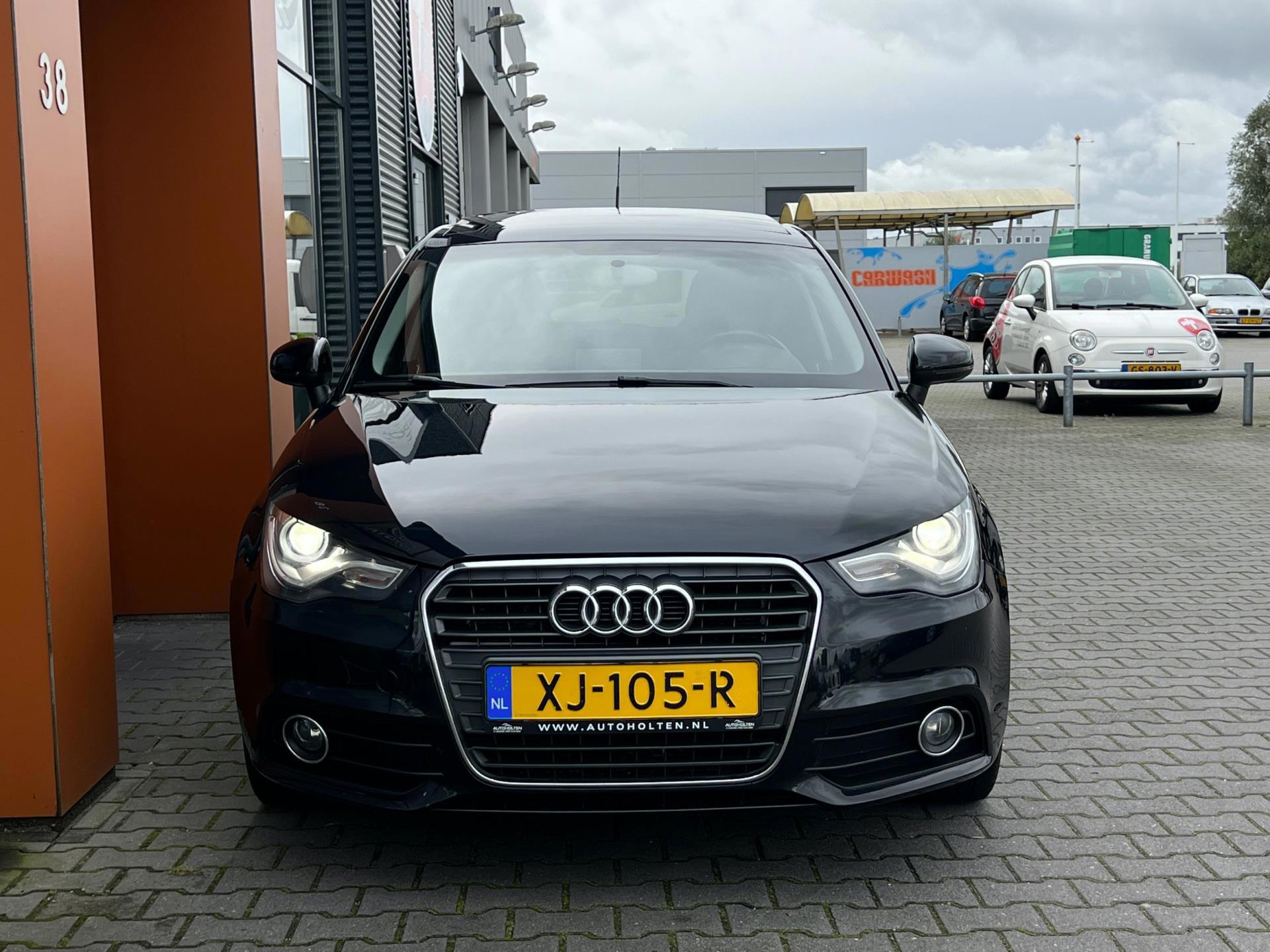 Audi A1 Sportback 1.2TFSI Panoramadak Xenon Cruise Airco LED