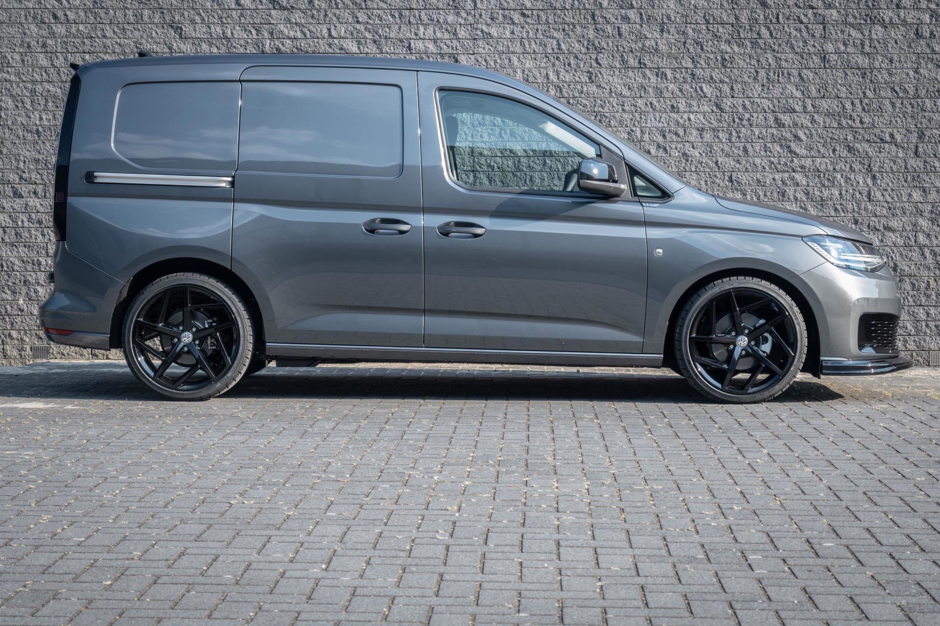 Volkswagen Caddy Cargo 2.0 TDI 1st Edition Dark Grey & Black 2021