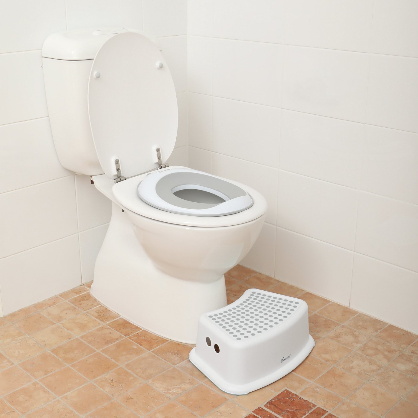 Dreambaby New Contoured Potty Seat & Step Stool Bundle Grey Reviews