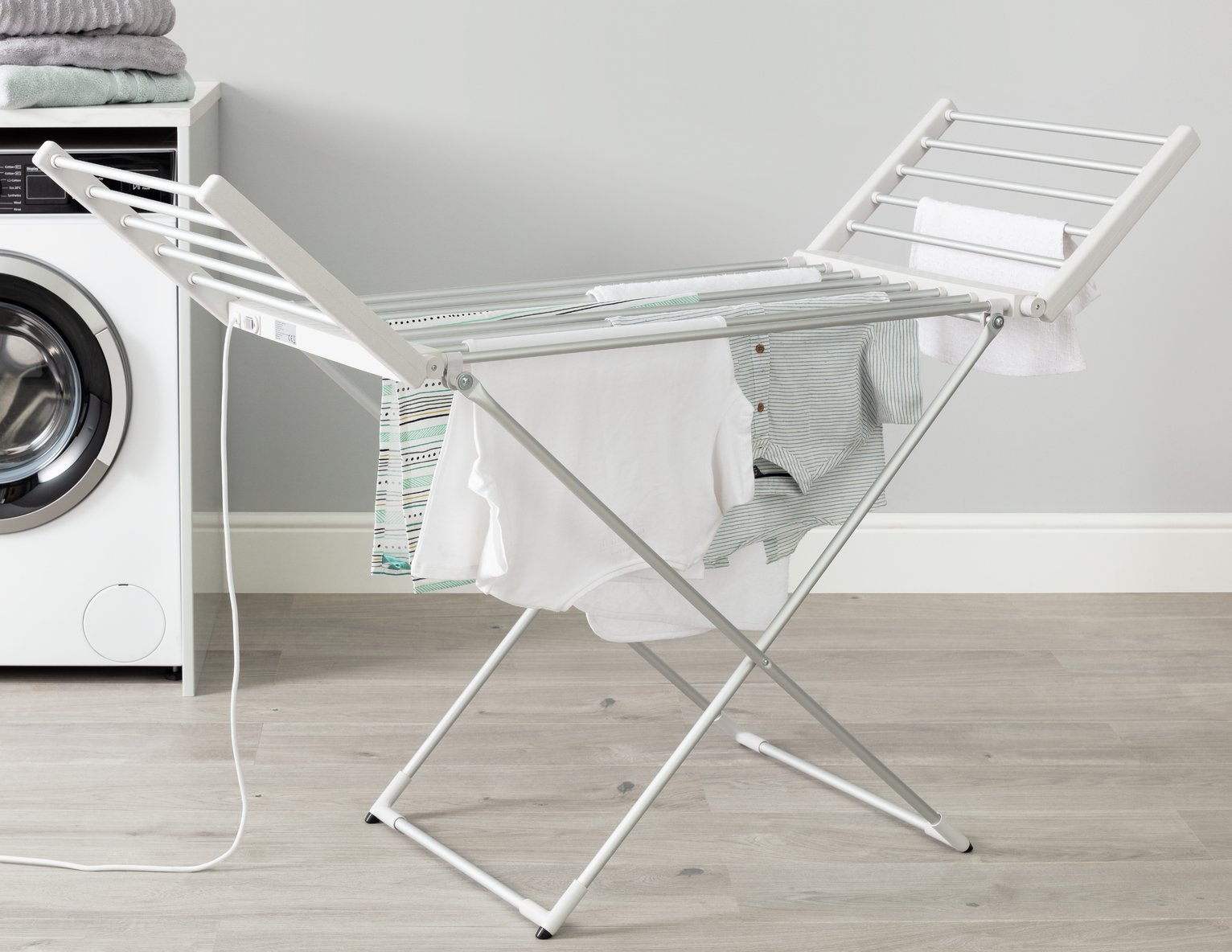 Argos Home 11.5m Heated Electric Indoor Clothes Airer (5428797) Argos