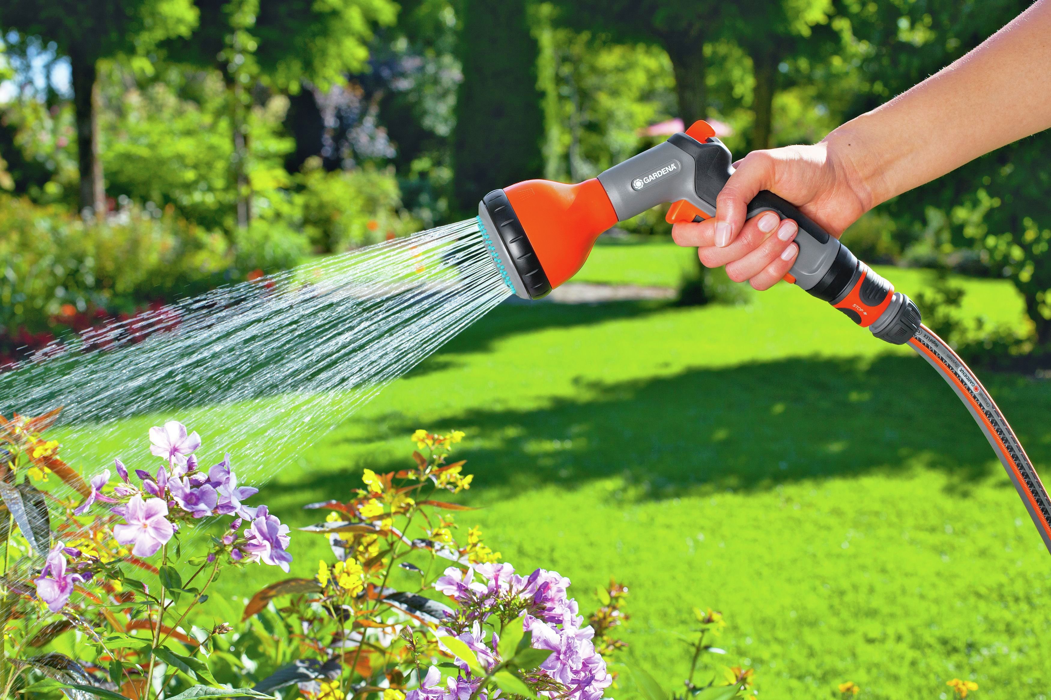 Gardena Classic Multi Sprayer 1831320. at Argos Reviews