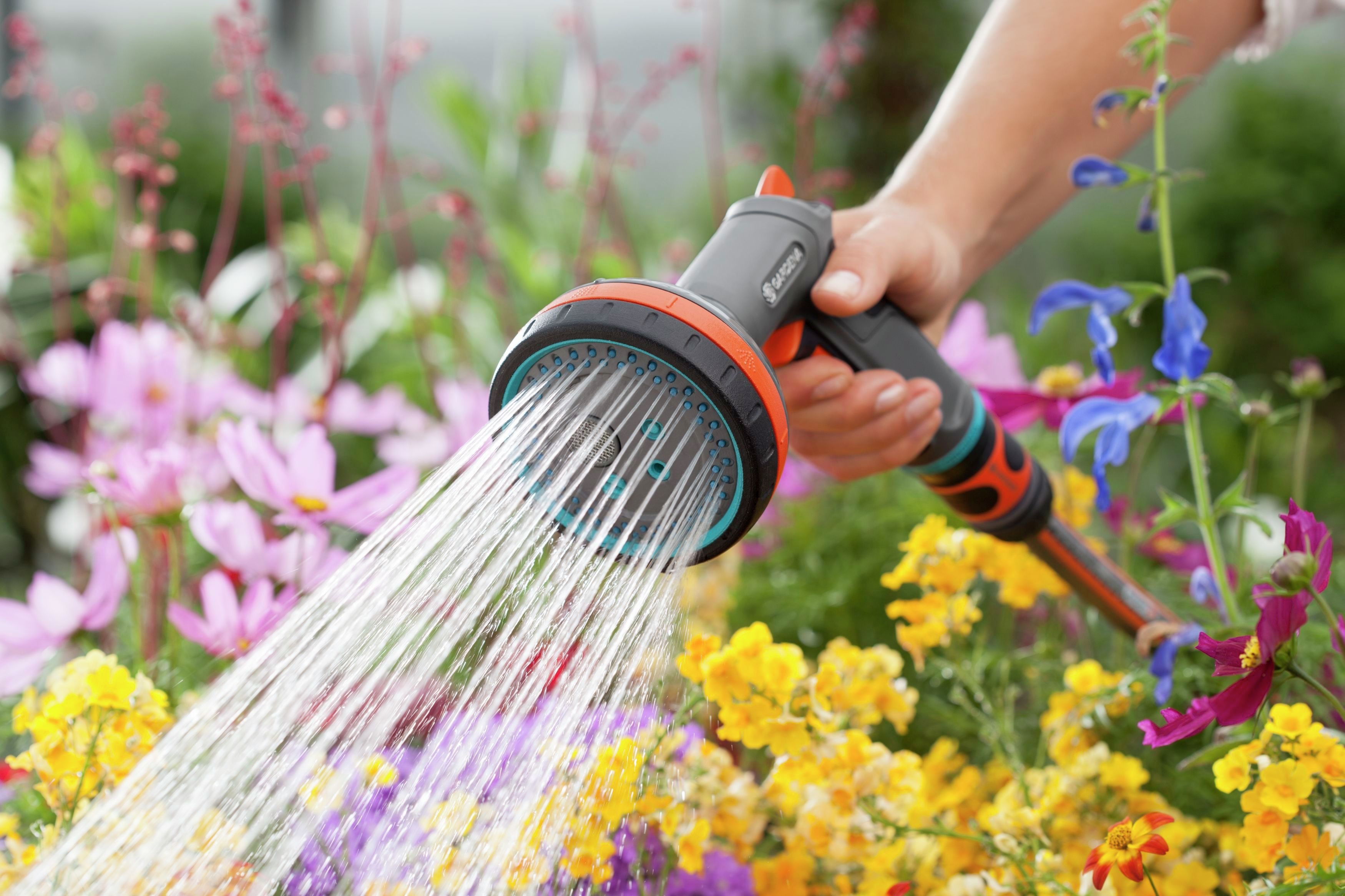 Gardena Comfort Multi Sprayer 1831520. at Argos Reviews