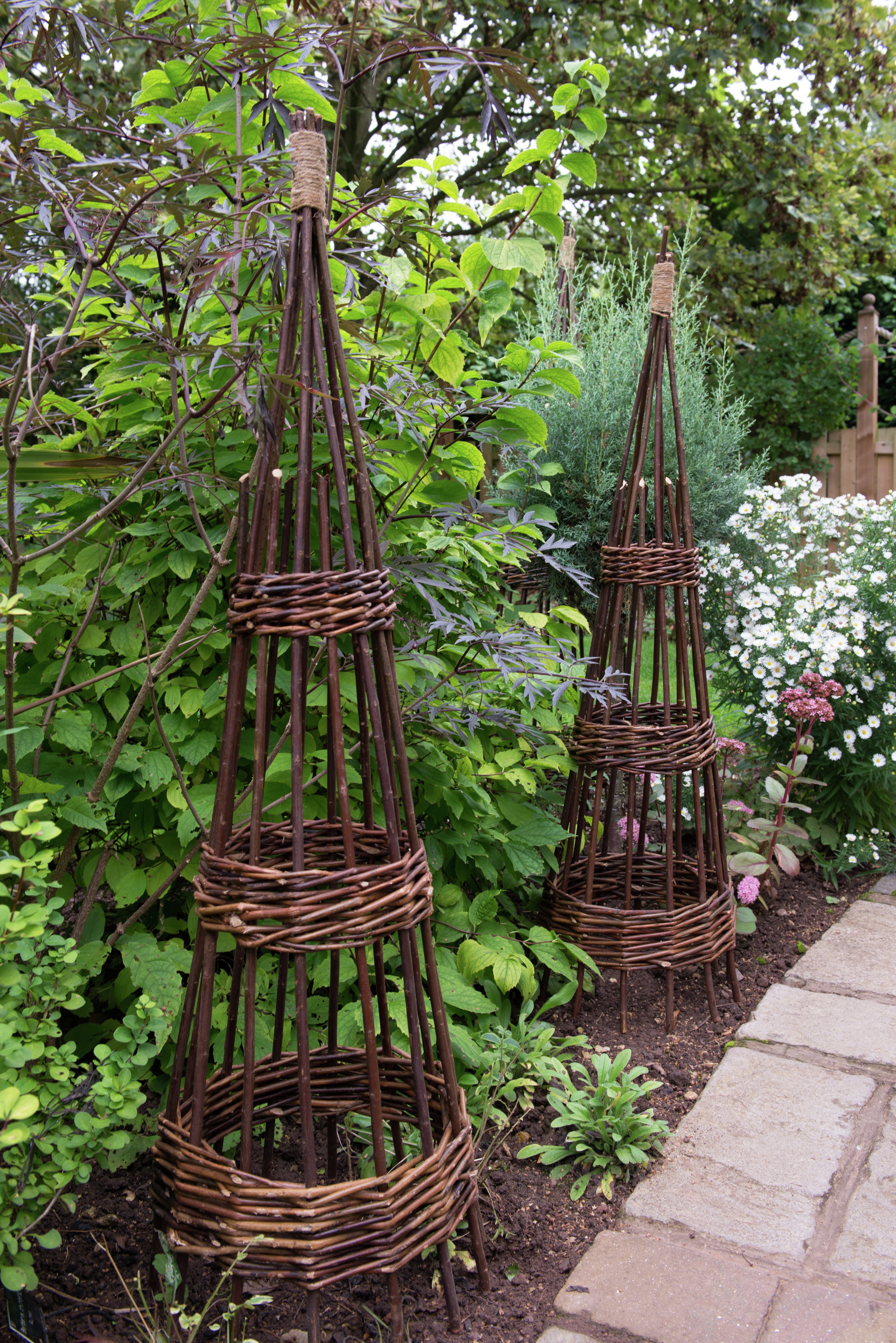 Review of Forest Garden Concentric 1.5m Willow Obelisk 2 Pack