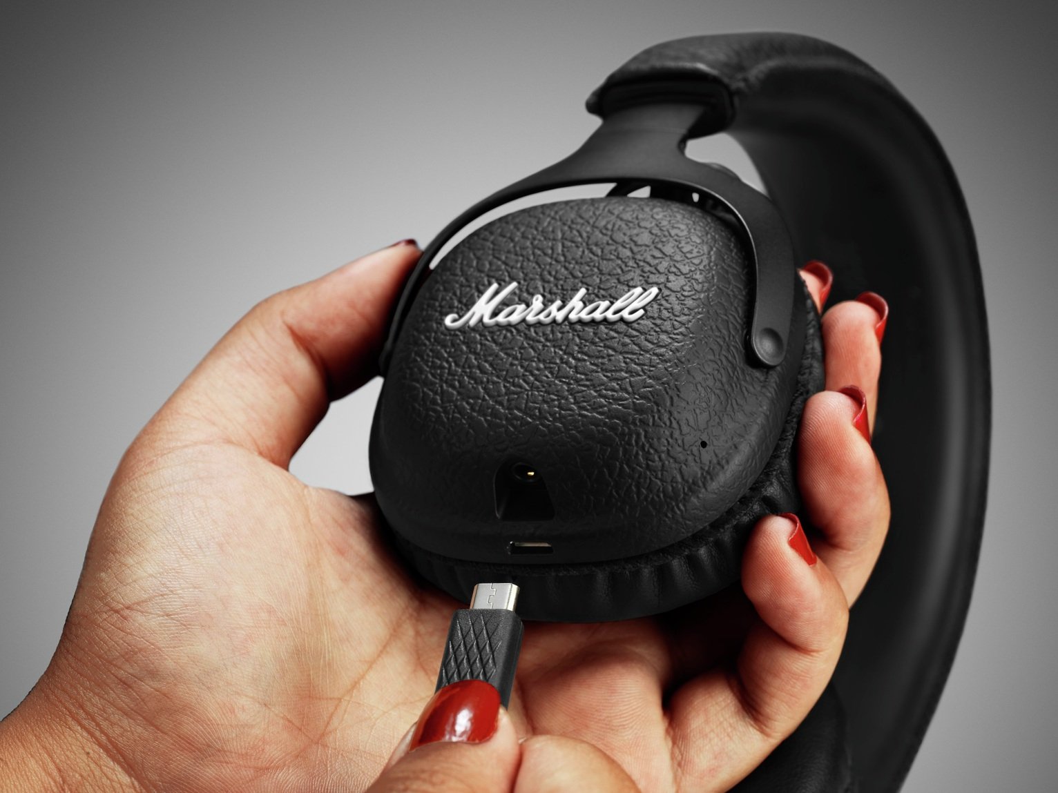 Marshall Mid OnEar Wireless Headphones Black Reviews