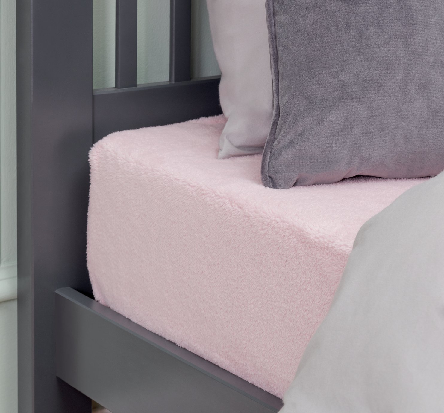 Argos Home Fleece 28cm Fitted Sheet Reviews Updated February 2024