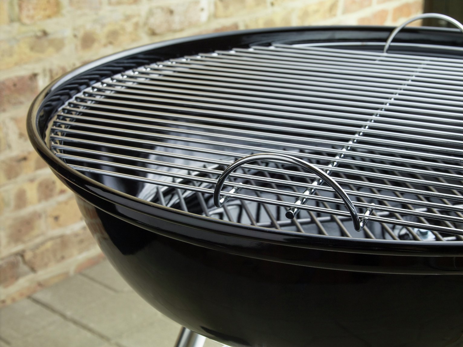 er Compact 57cm Kettle Charcoal BBQ Reviews Updated July 2024