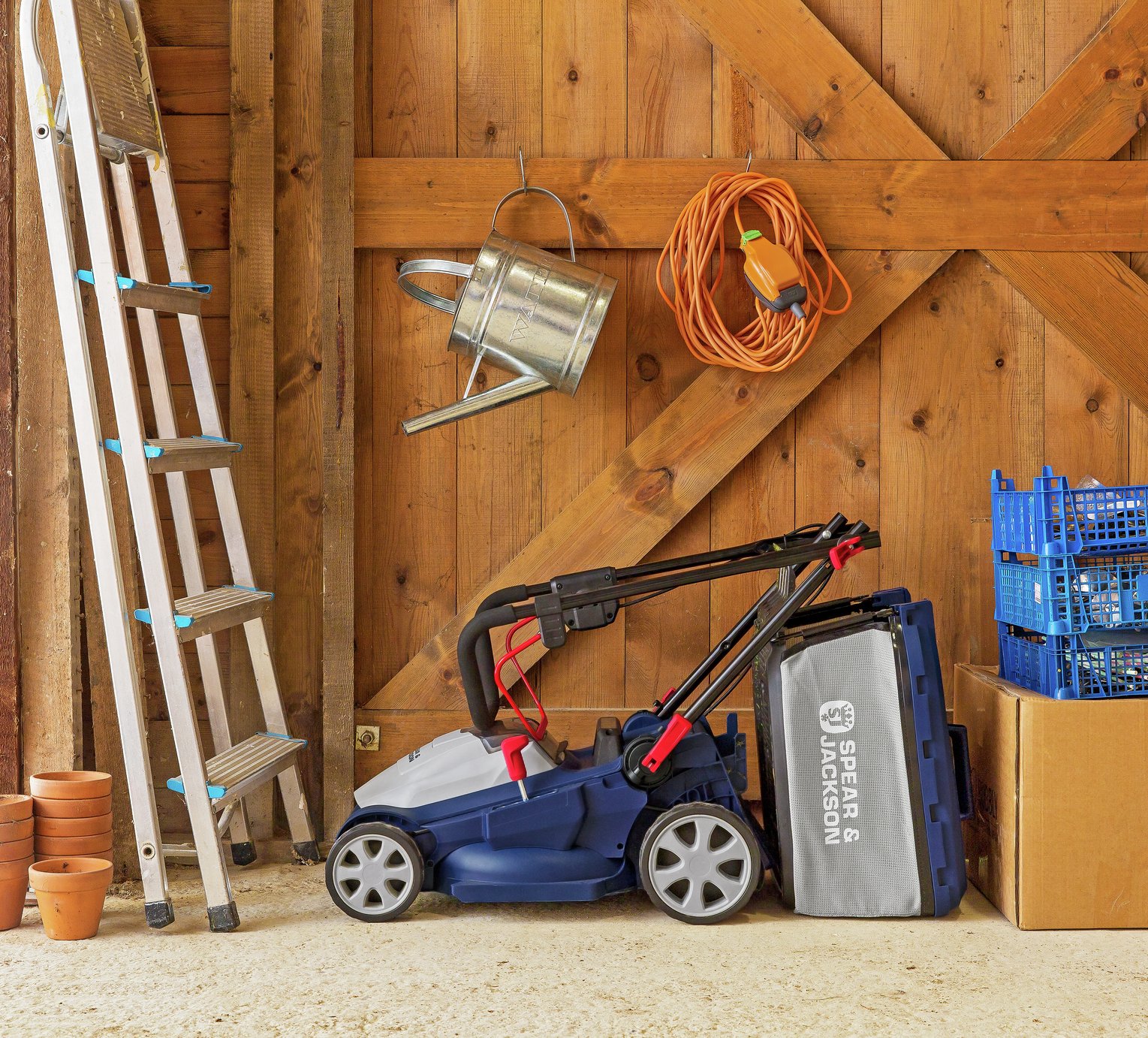 Spear & Jackson 34cm Cordless Lawnmower and Trimmer Reviews