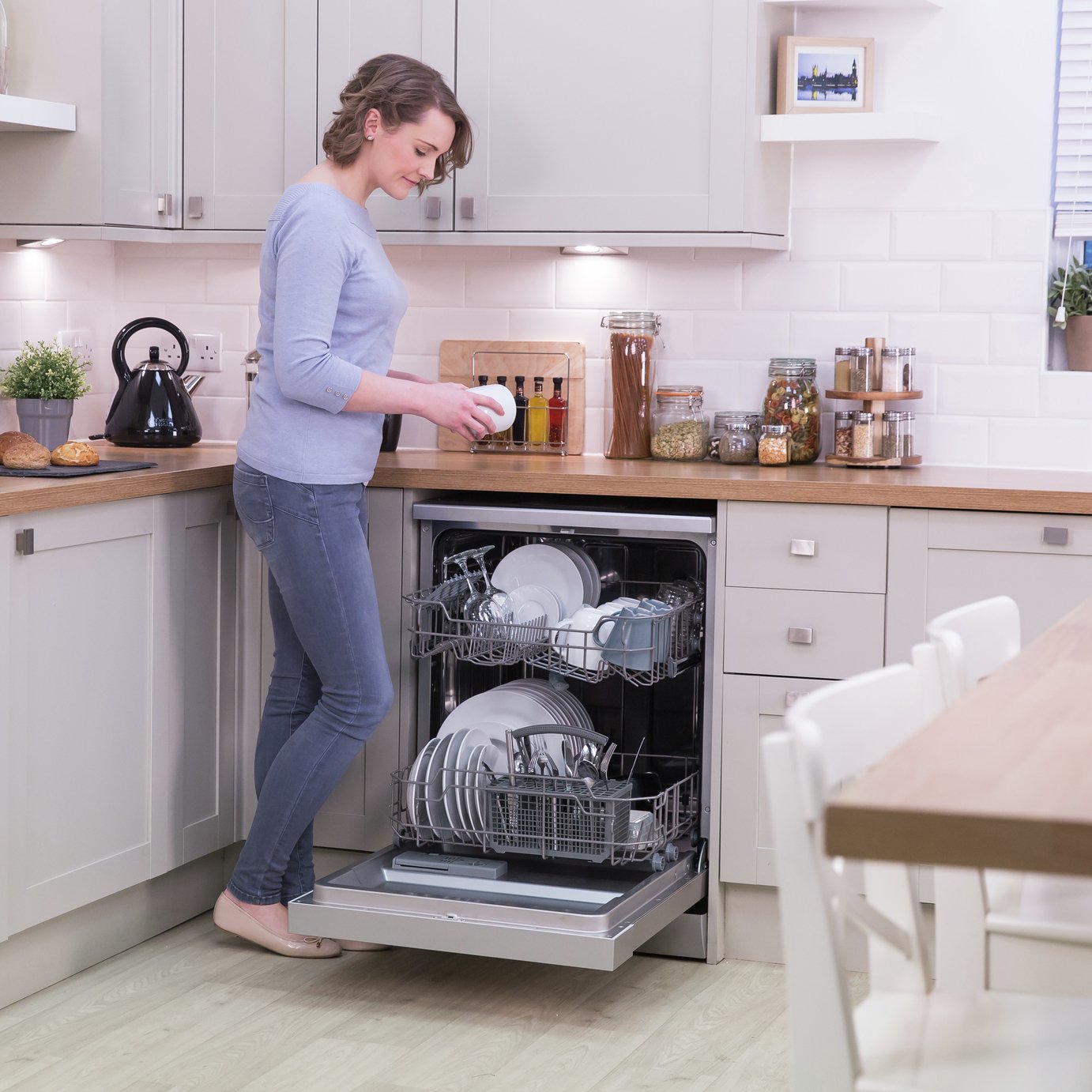 Russell Hobbs RHDW3SS Full Size Dishwasher Reviews
