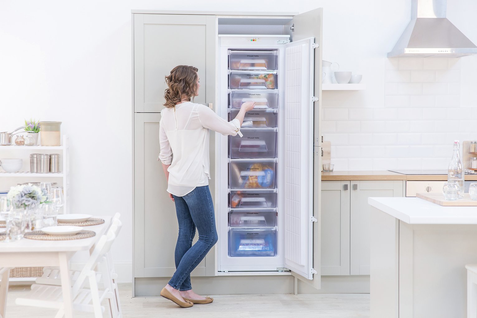Russell Hobbs Tall Integrated Freezer Reviews