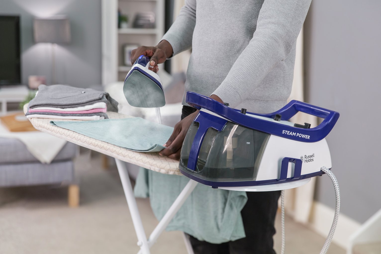 Russell Hobbs 24440 Steam Power Steam Generator Iron Reviews