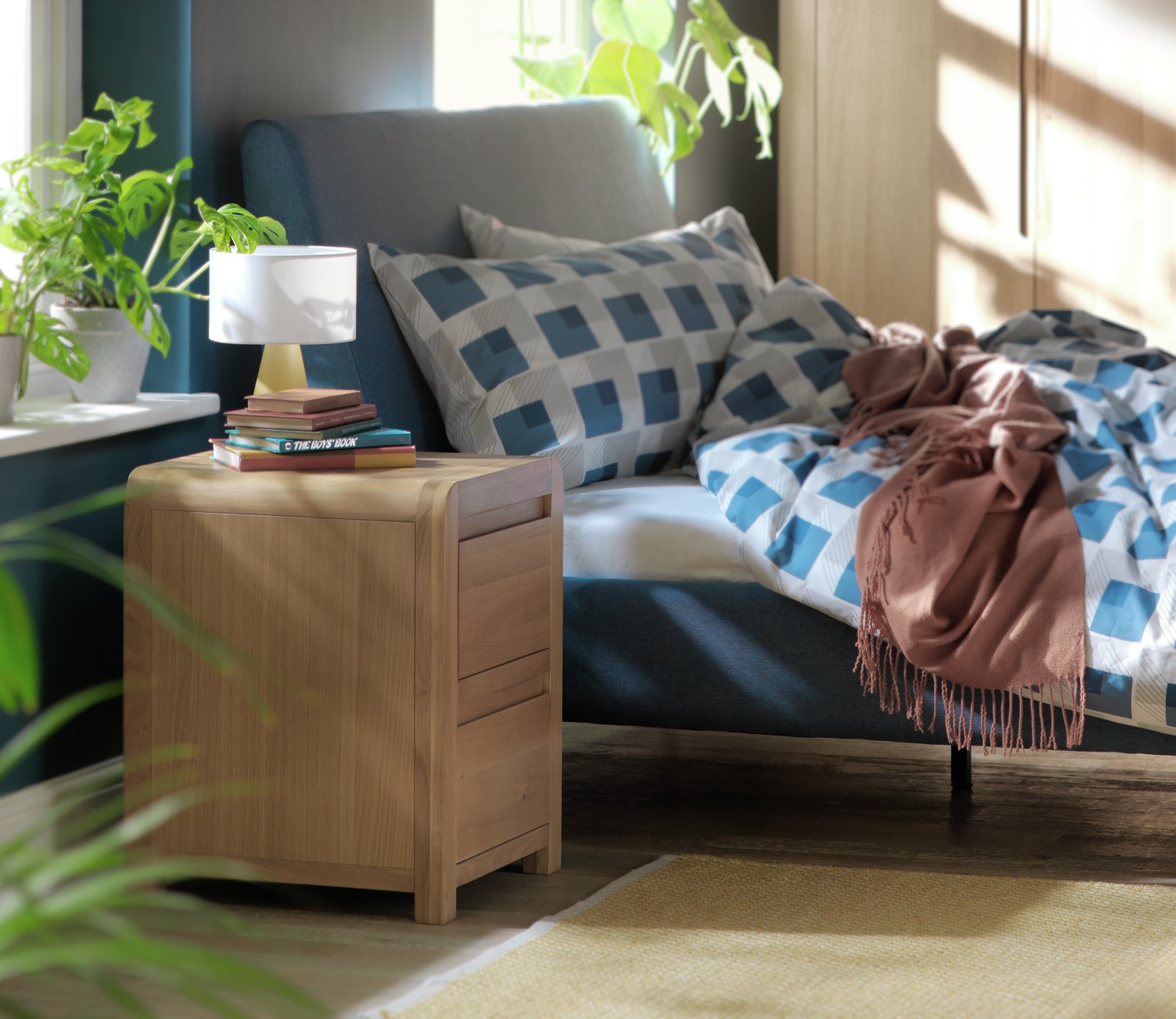 Argos Home Novara 2 Drawer Bedside Reviews