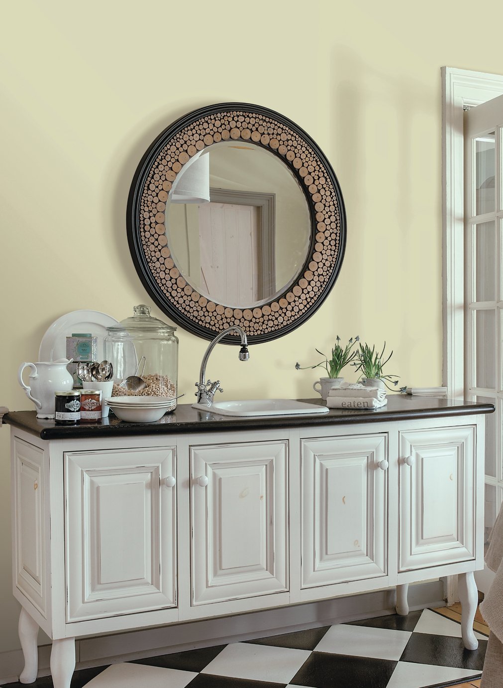 Johnstone's Antique Matt Emulsion Paint 10 Litre Reviews