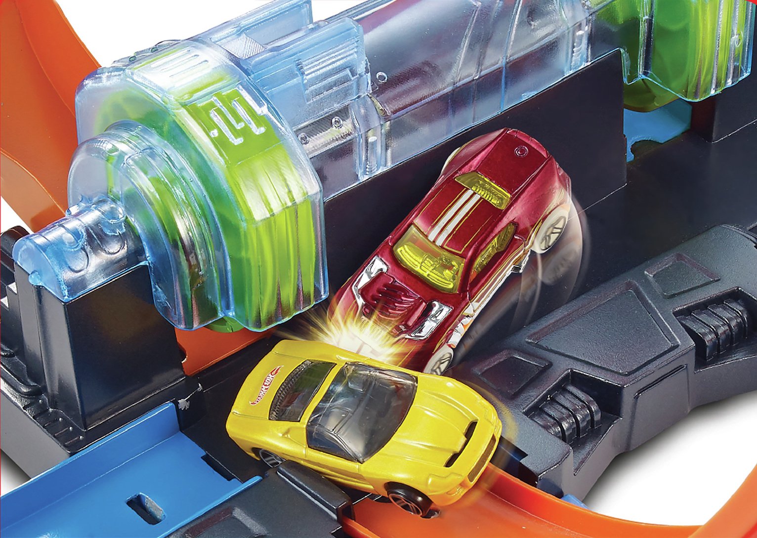 Hot Wheels Corkscrew Crash Track Set Reviews