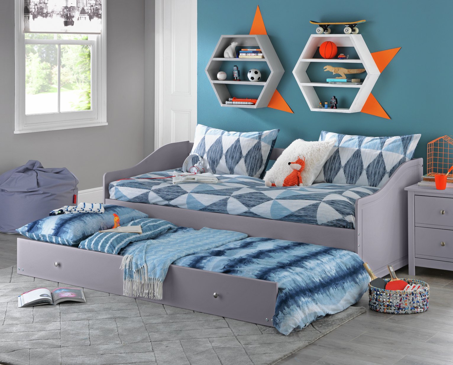 Argos Home Brooklyn Grey Wooden Day Bed with Trundle Reviews