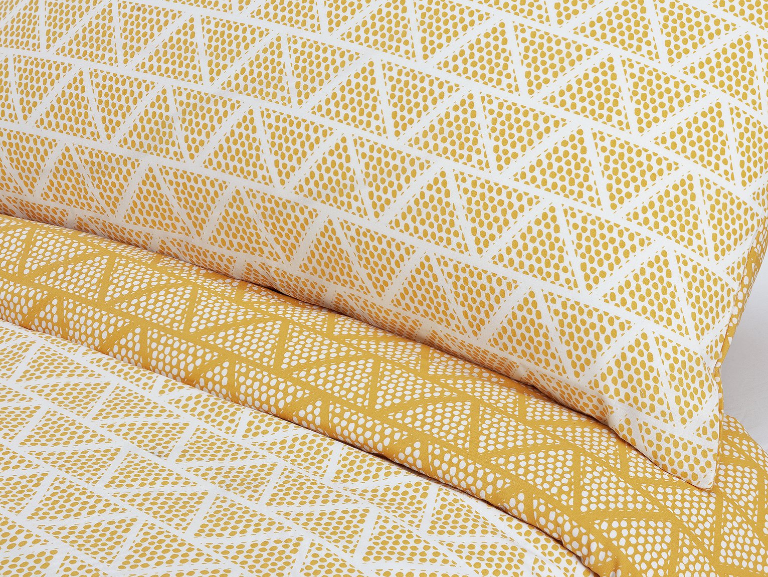 Argos Home Mustard Zig Zag and Dot Bedding Set Reviews